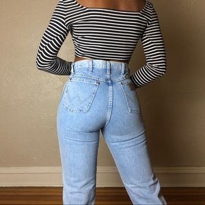 NEW! High rise vintage wrangler denim jeans